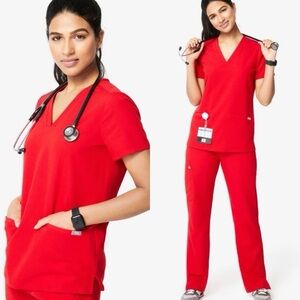 Figs Winning Red Scrub Set